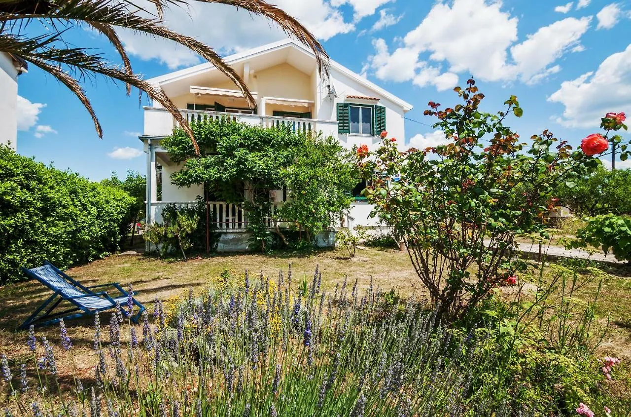 Apartmani Labud Sukošan
