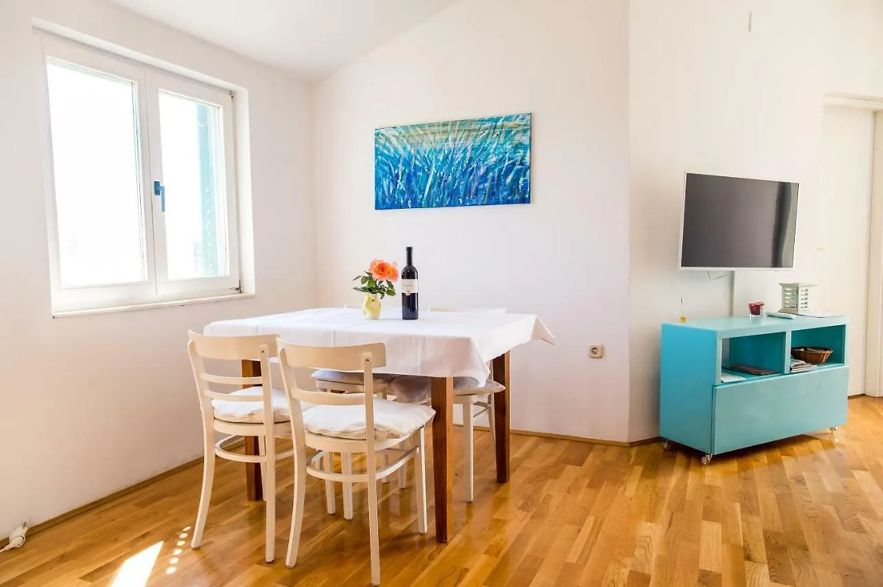 Apartmani Labud Sukošan Apartment